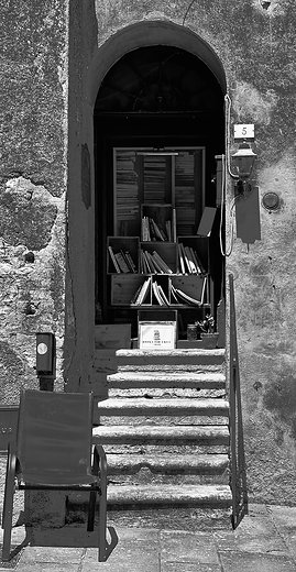 Books for Free — Places, photograph by Gianluca Attura